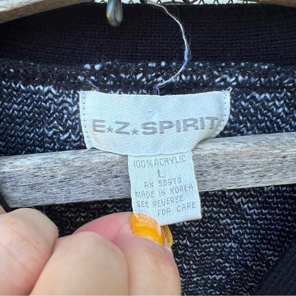 Vintage 80s black white houndstooth big plaid checkerboard knit cardigan sweater - Picture 4 of 5